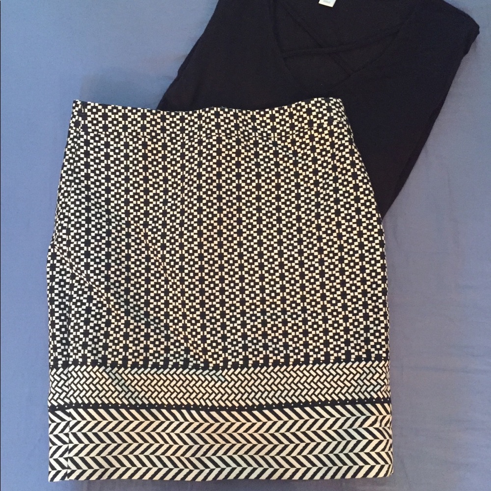 Black/white patterned Jcrew pencil skirt // 4P